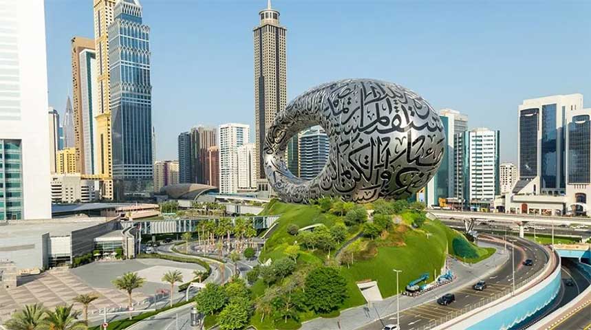 Read more about the article Moving to Dubai: Why This City Should Be Your Next Destination!